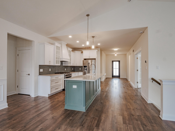 Listing Image 18