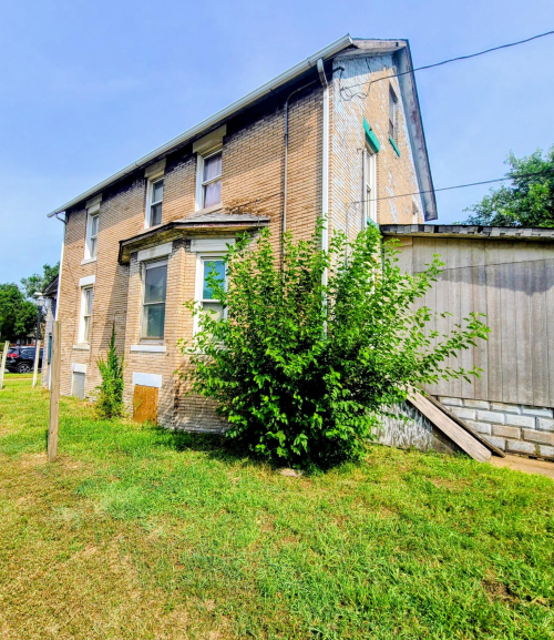 Listing Image 7