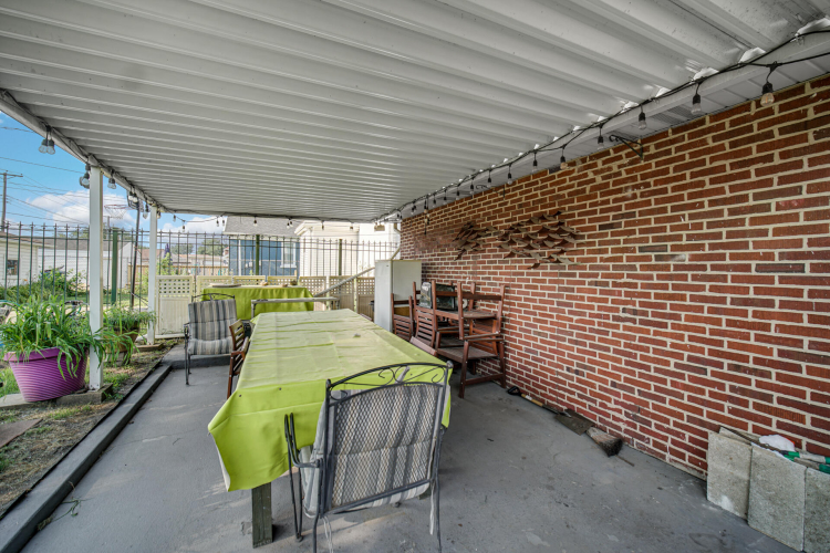 Listing Image 22