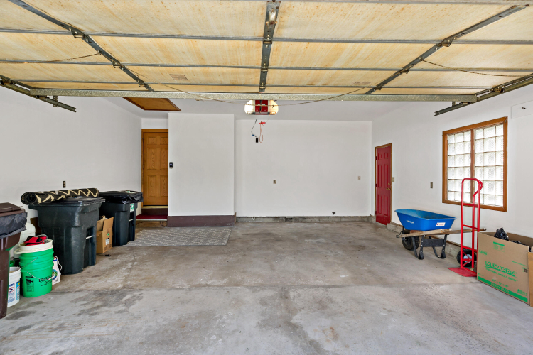 Listing Image 26