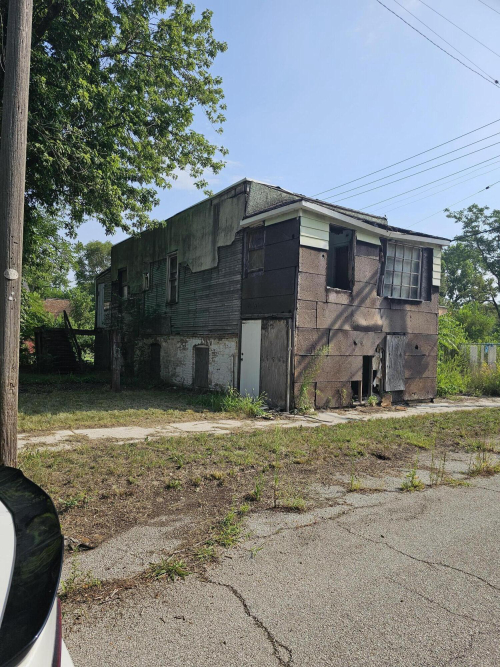 Listing Image 2