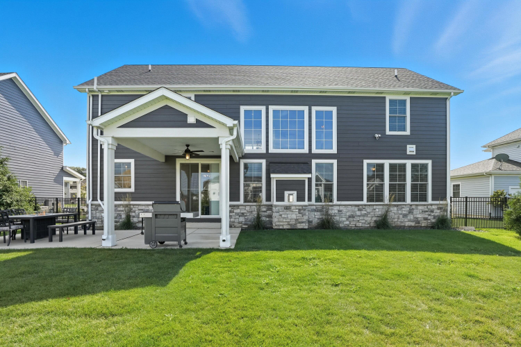 Listing Image 44