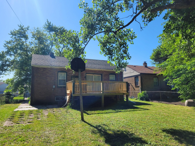 Listing Image 20