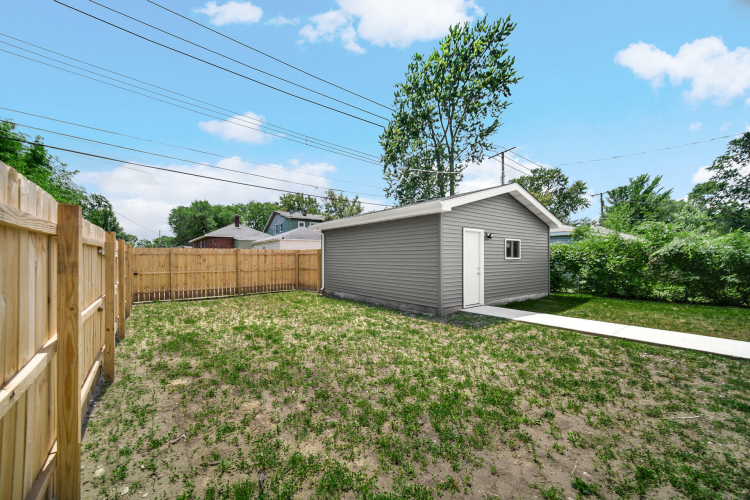 Listing Image 20