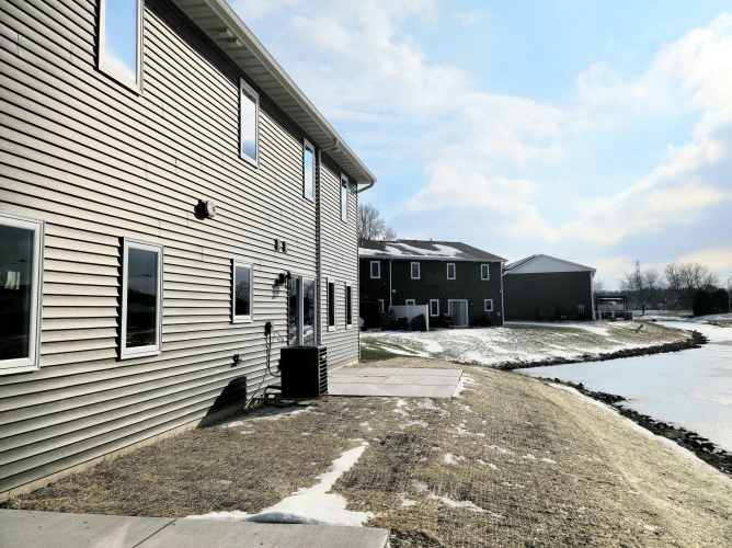 Listing Image 22