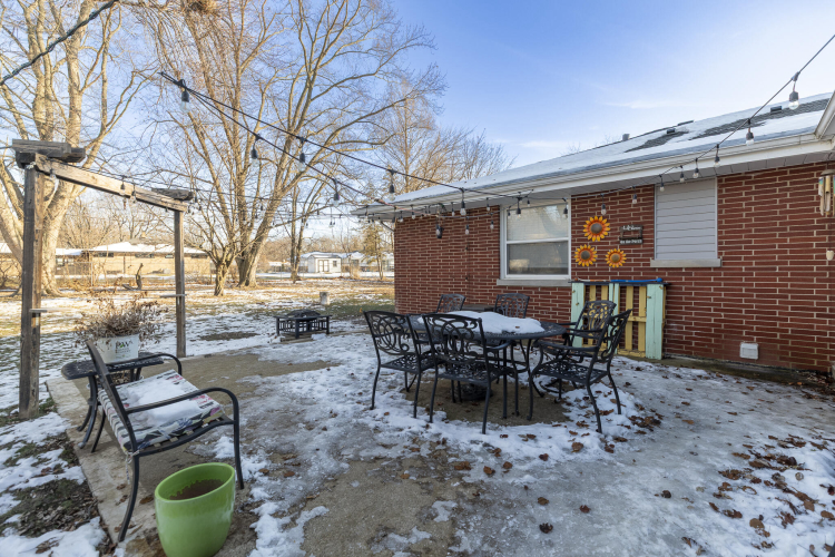 Listing Image 7