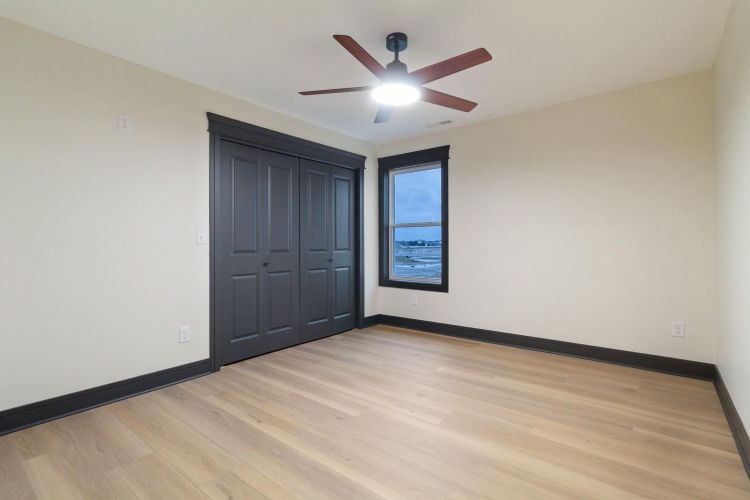 Listing Image 51