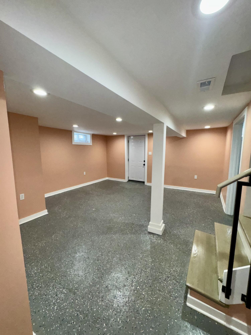 Listing Image 17