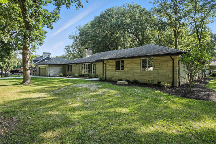 Listing Image 37