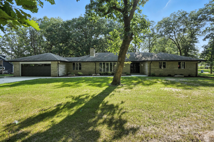 Listing Image 40