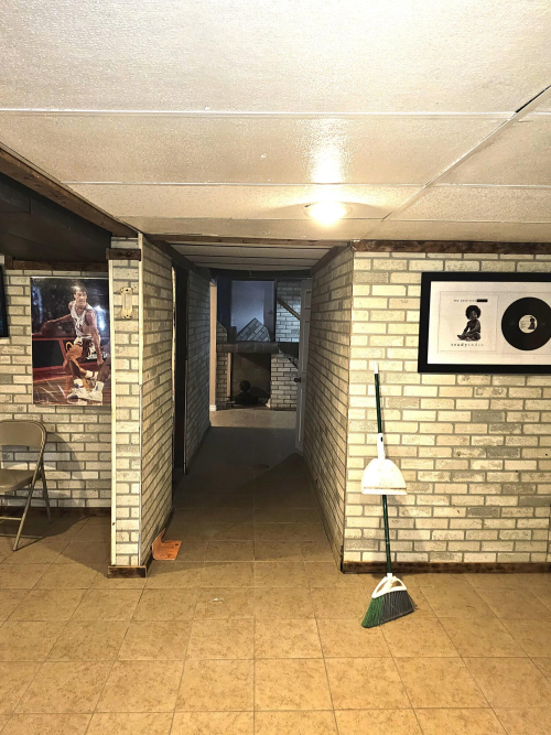 Listing Image 29