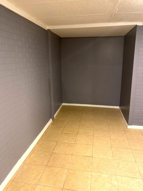 Listing Image 33