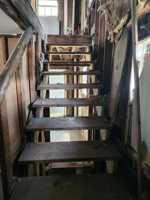 Listing Image 11