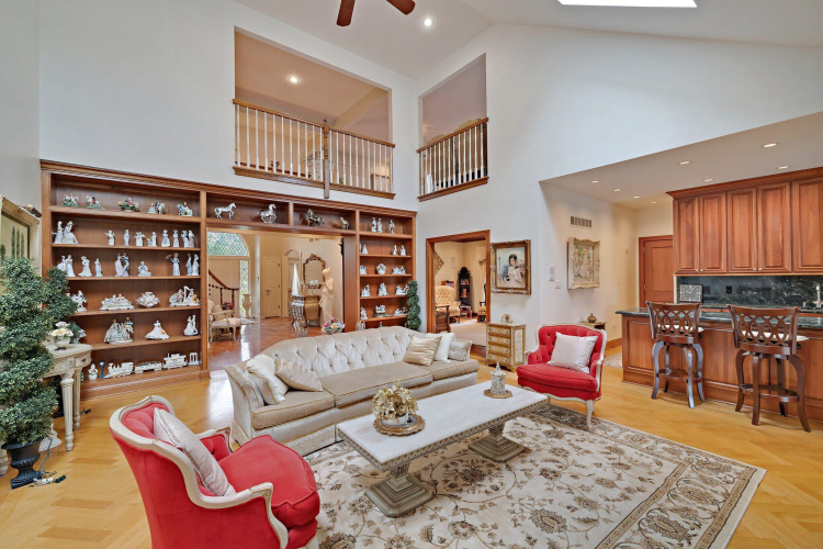 Listing Image 15