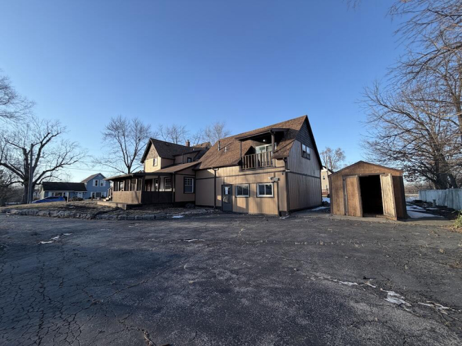 Listing Image 16