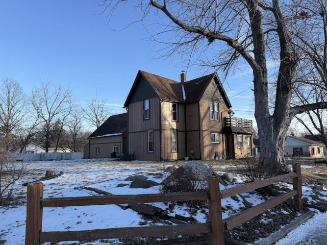 Listing Image 3