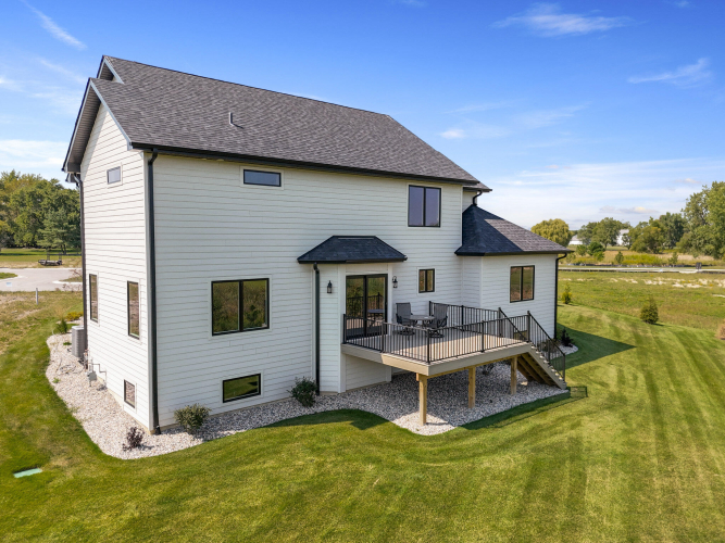 Listing Image 44