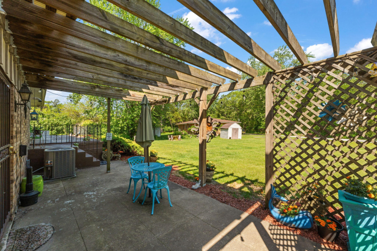 Listing Image 23
