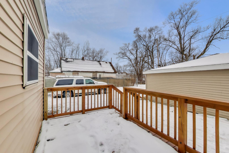 Listing Image 28