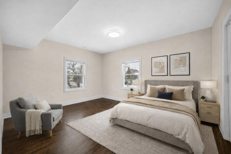 Listing Image 19