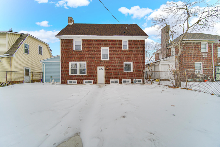 Listing Image 28