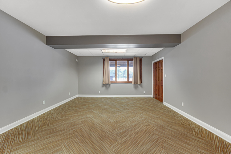 Listing Image 53