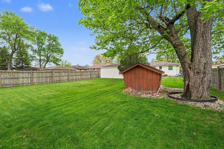 Listing Image 37