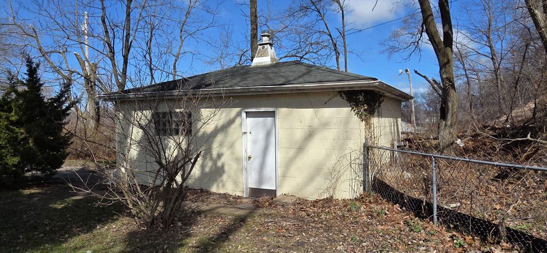 Listing Image 48