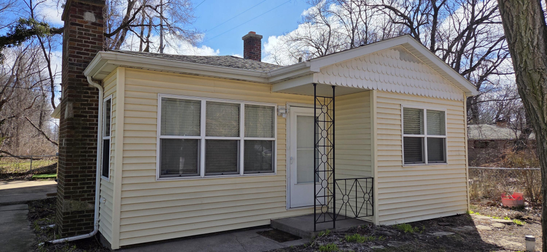Listing Image 8