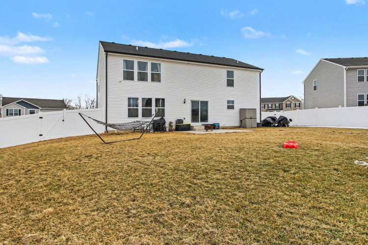 Listing Image 42