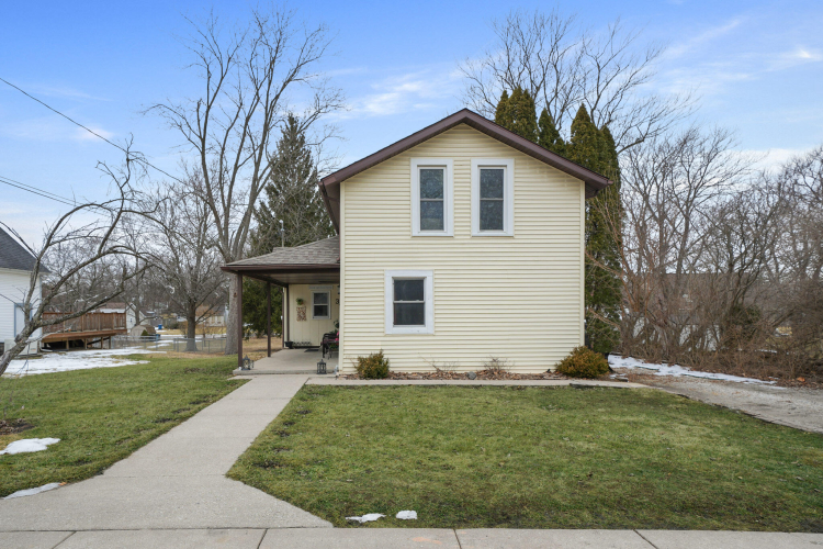 Listing Image 6