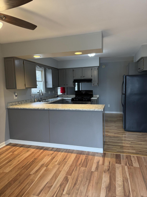 Listing Image 22