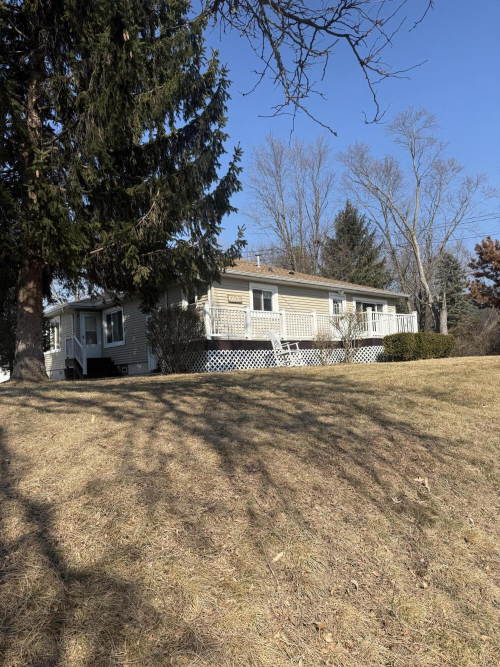 Listing Image 5