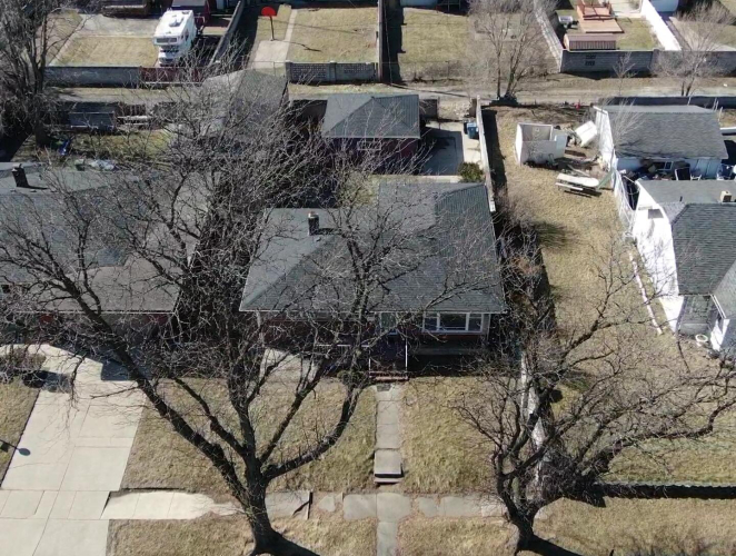 Listing Image 6