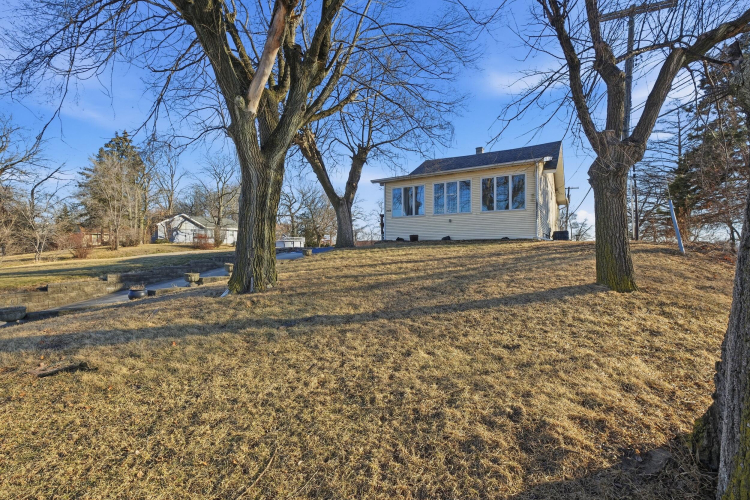 Listing Image 32
