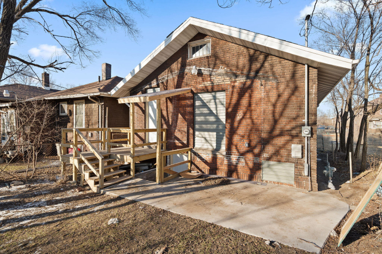 Listing Image 18