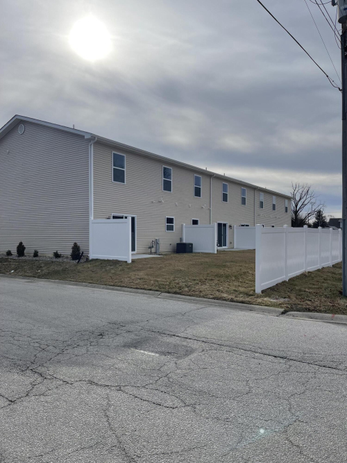 Listing Image 28
