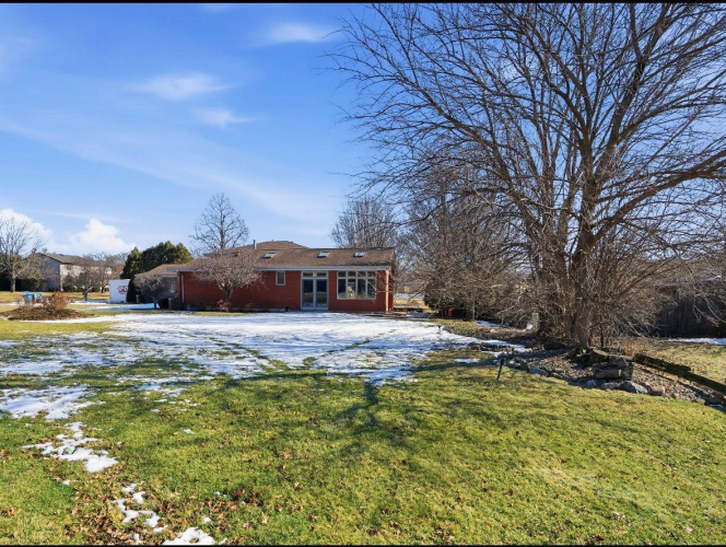 Listing Image 20