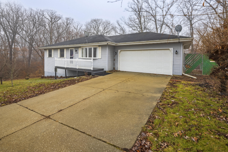 Listing Image 46