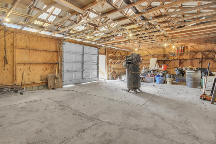 Listing Image 15