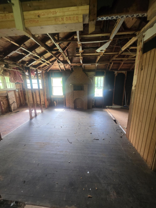 Listing Image 5