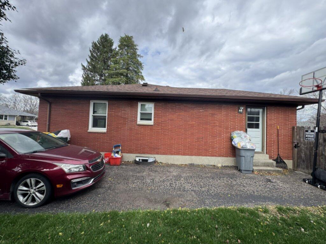Listing Image 18