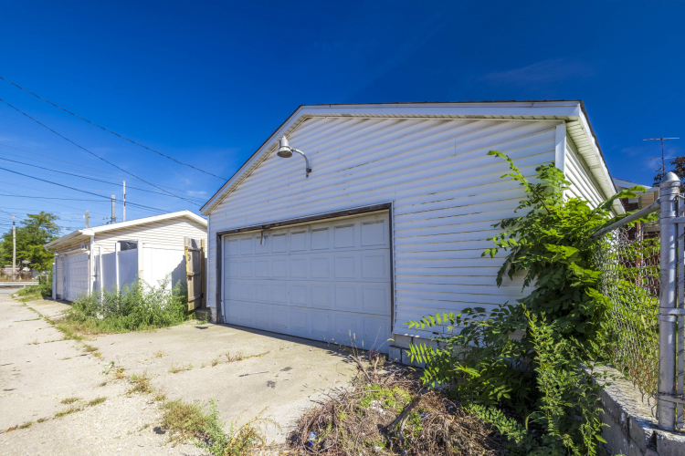 Listing Image 43