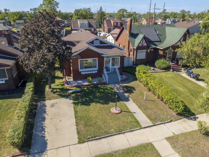 Listing Image 46