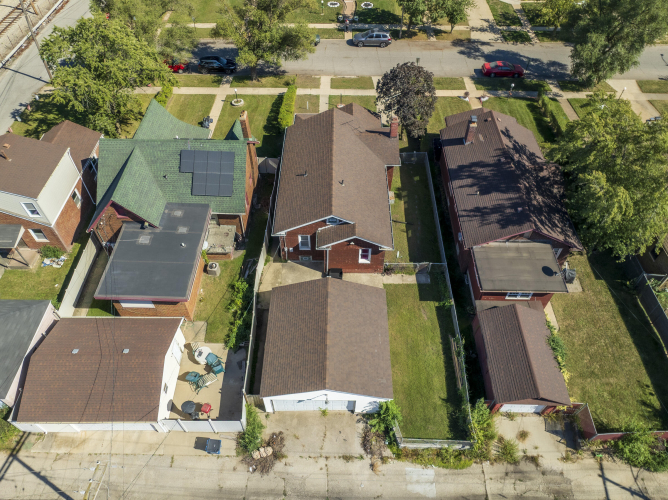 Listing Image 50