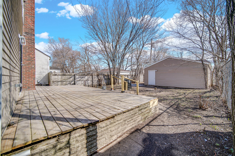 Listing Image 18
