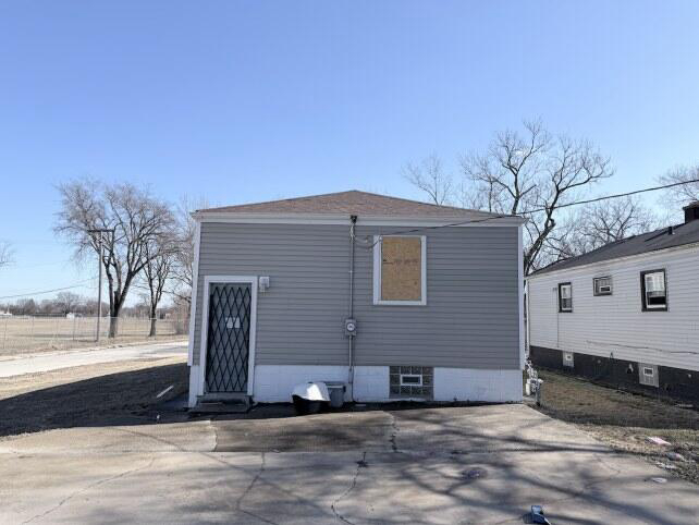 Listing Image 6