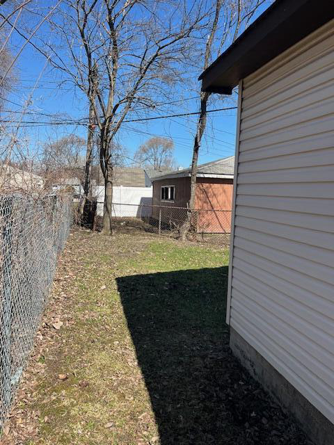 Listing Image 24