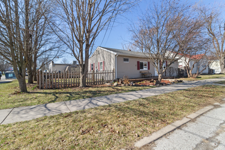 Listing Image 2