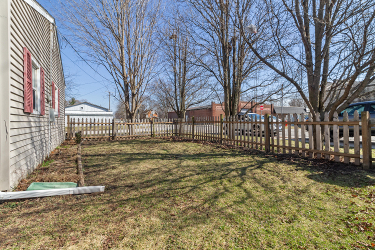 Listing Image 18
